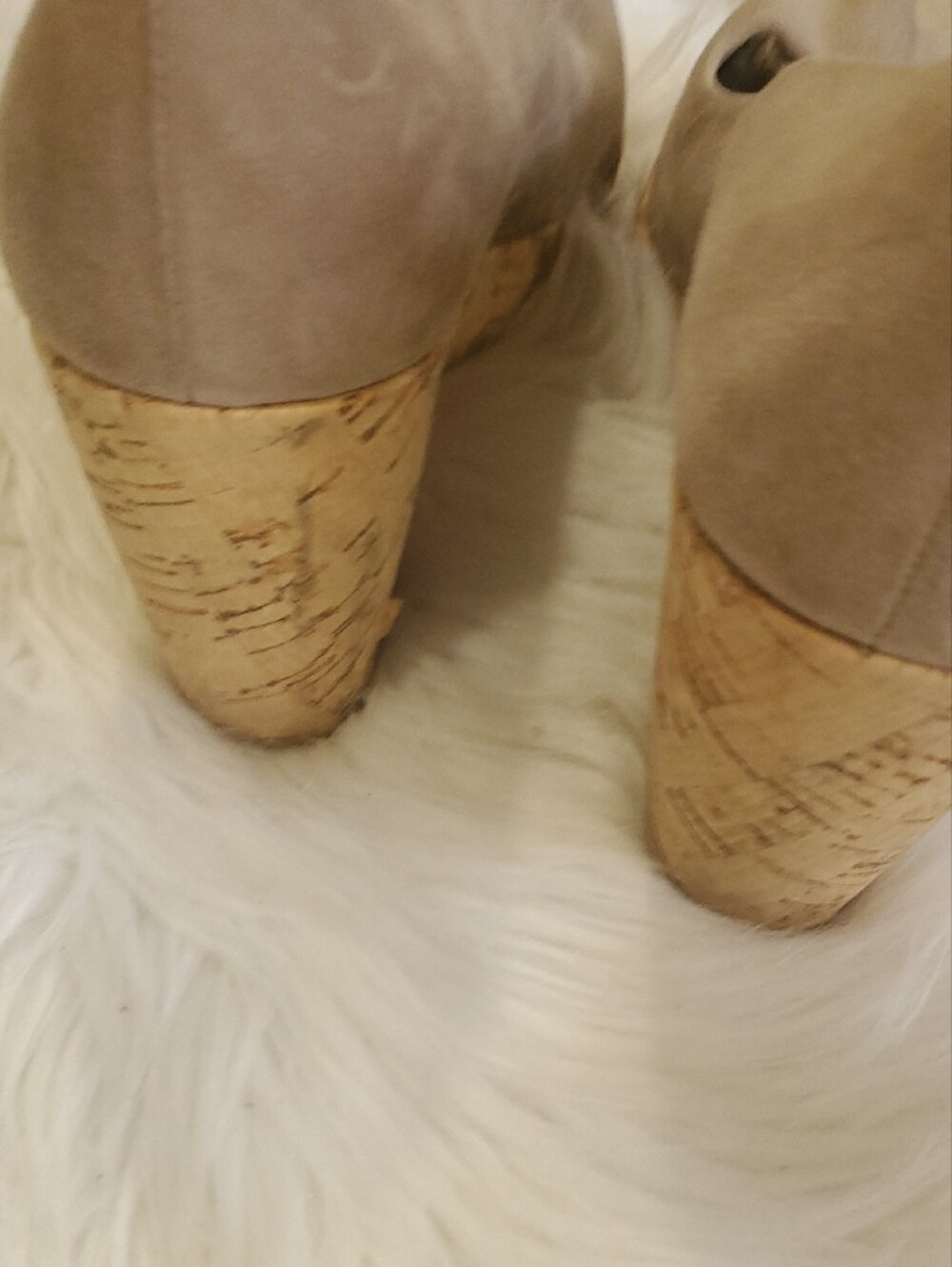 Stuart Weitzman Taupe Suede Cork Wedge Pumps Open Toe Size 9.5 - Picture 11 of 13